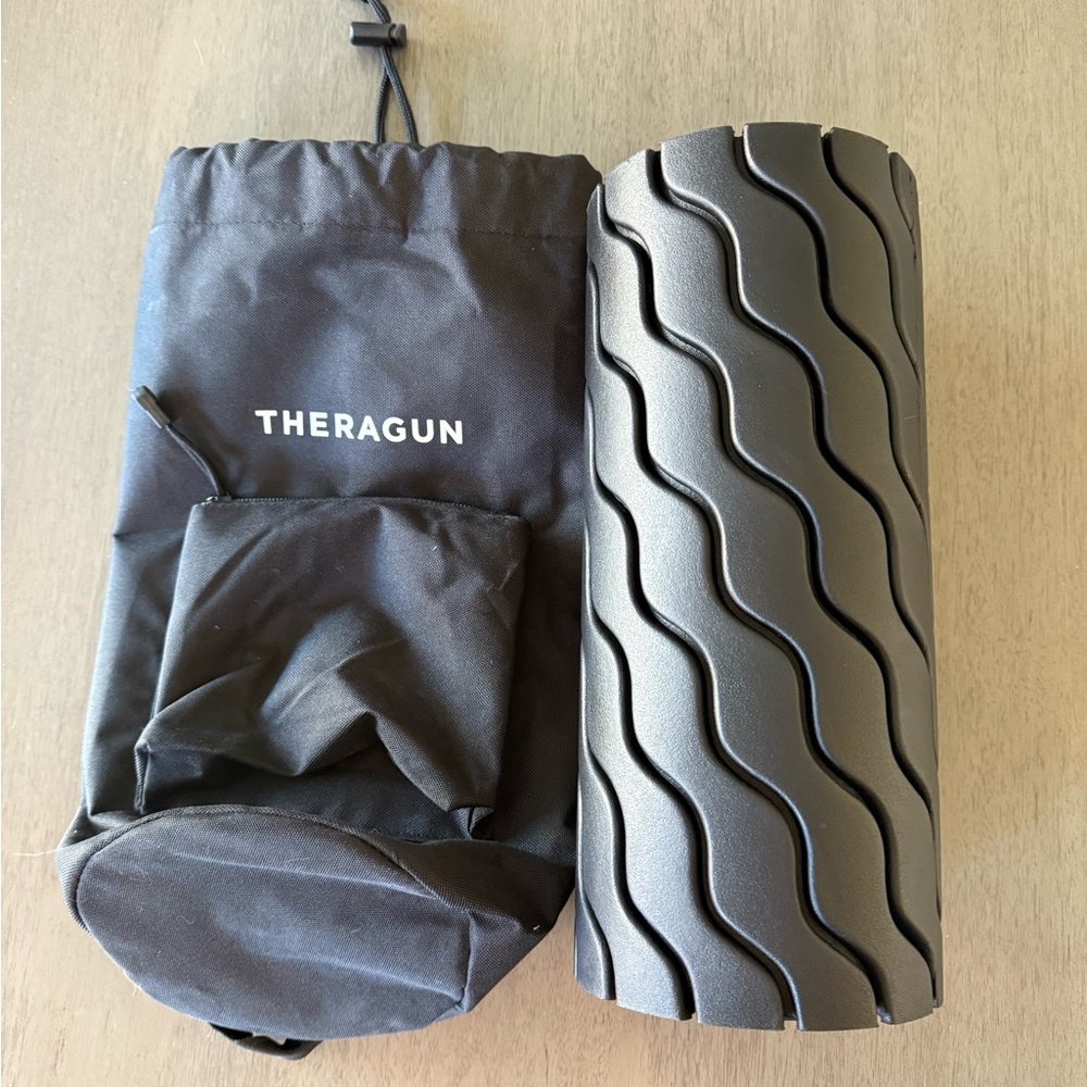 Therabody Wave Roller with Bag